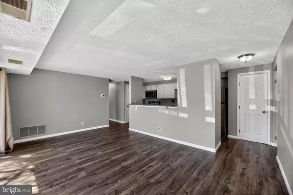 Marlton, NJ 08053,17 CRANBERRY CT