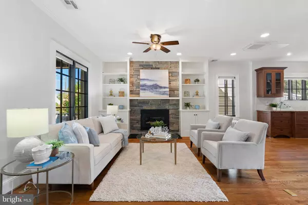 Alexandria, VA 22301,200 SUMMERS DR