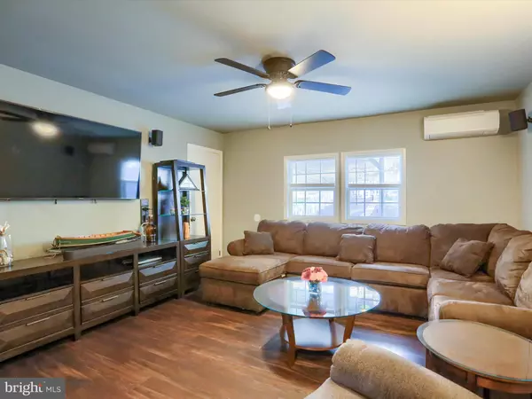 Etters, PA 17319,321 JUNIPER DR