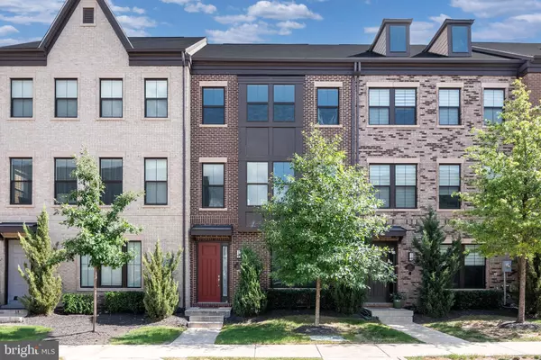 Herndon, VA 20171,3055 ALAN SHEPARD ST