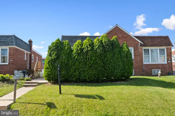 Philadelphia, PA 19152,2120 NAPFLE ST