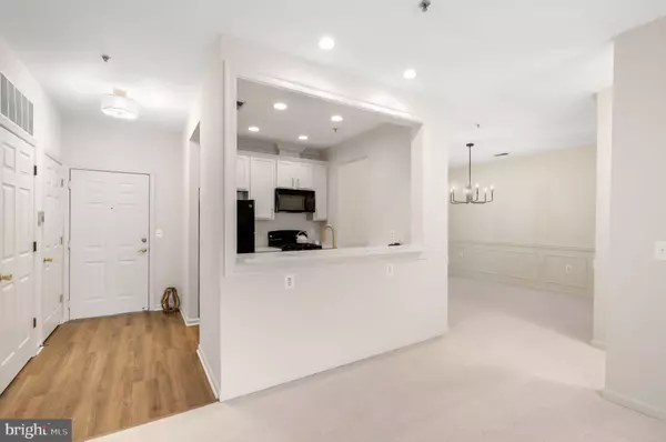 Gaithersburg, MD 20878,150 CHEVY CHASE ST #102