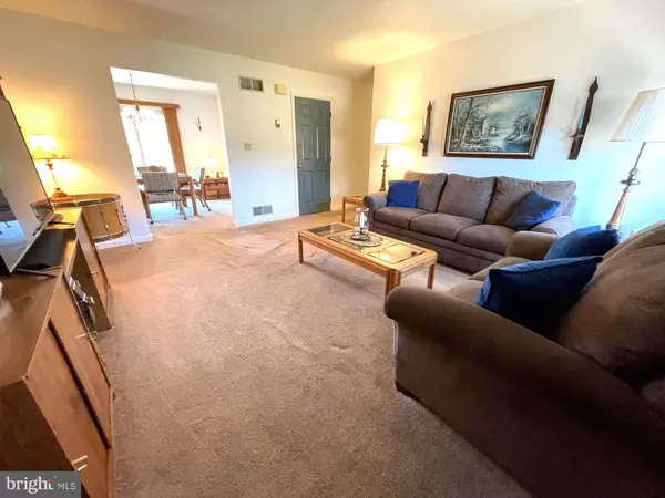 York, PA 17408,1670 MISTY DR