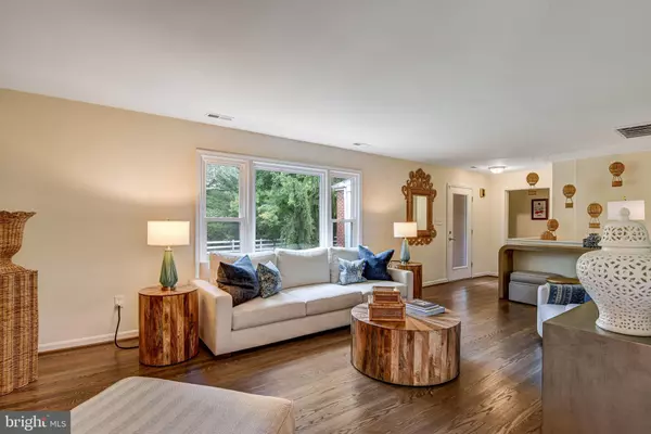 Centreville, VA 20120,5527 WHARTON LN