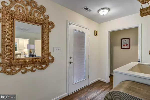 Centreville, VA 20120,5527 WHARTON LN