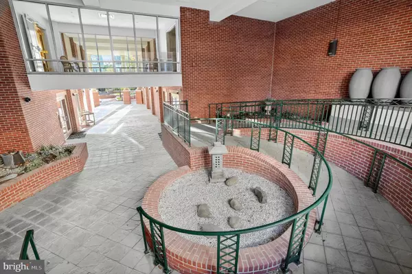 Annapolis, MD 21401,66 FRANKLIN ST #201