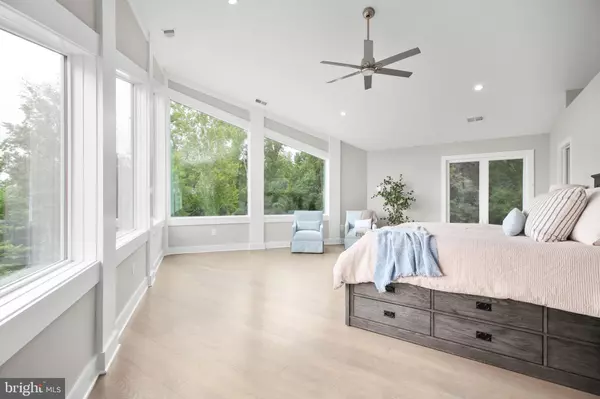 Lorton, VA 22079,5911 MOUNT VERNON BLVD