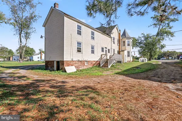 Spotsylvania, VA 22553,8916 COURTHOUSE RD