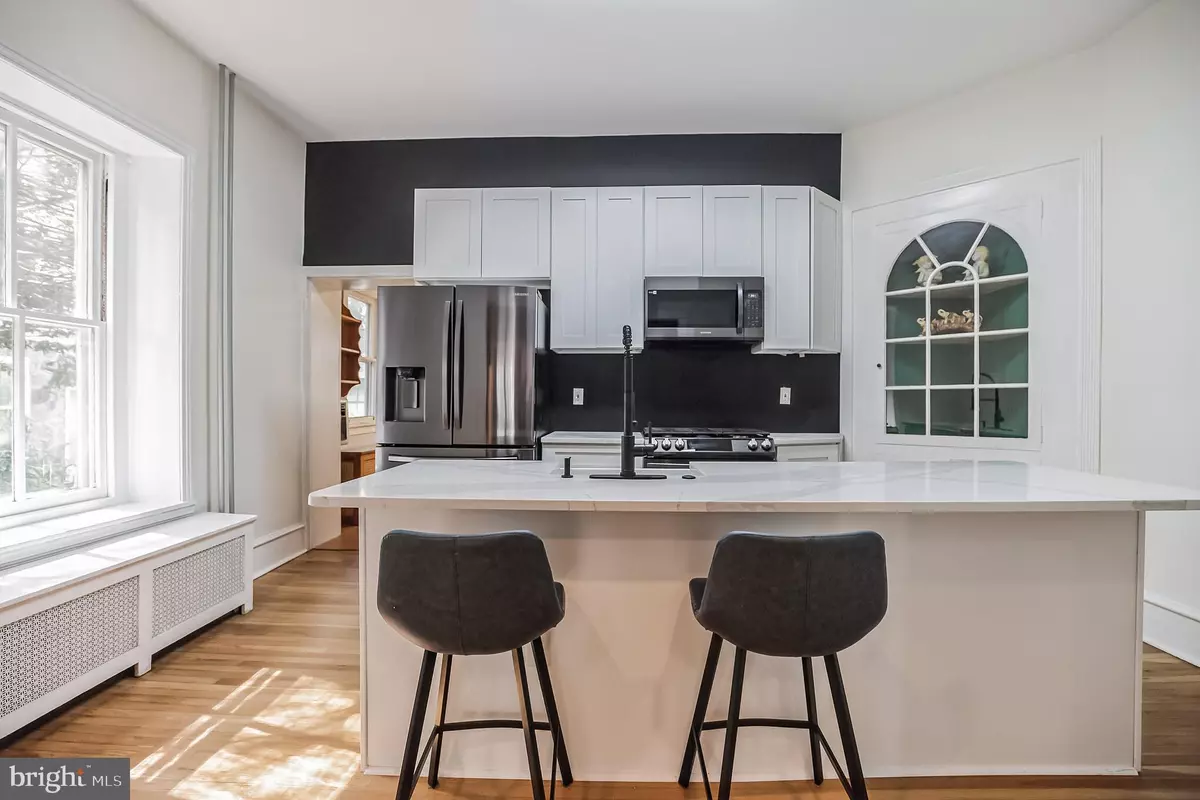 Philadelphia, PA 19128,117 ROCHELLE AVE