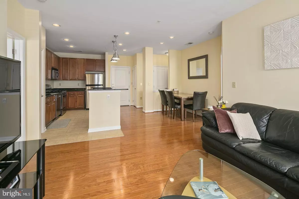 Fairfax, VA 22031,2655 PROSPERITY AVE #108