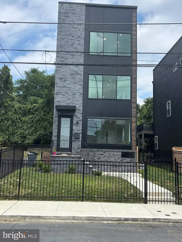 6983 SILVERWOOD ST, Philadelphia, PA 19128