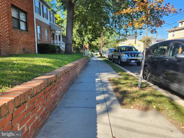 Washington, DC 20019,1126 48TH PL NE