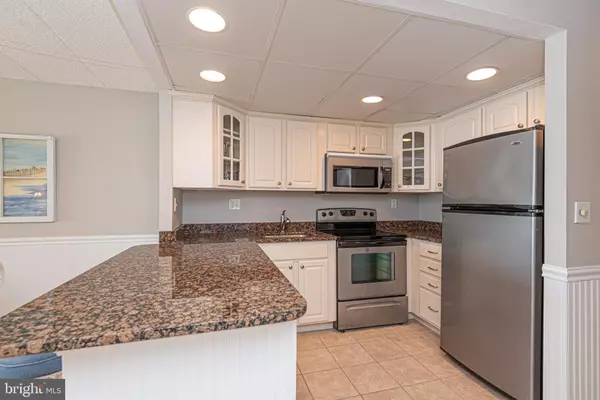 Ocean City, MD 21842,8201 ATLANTIC AVE #304