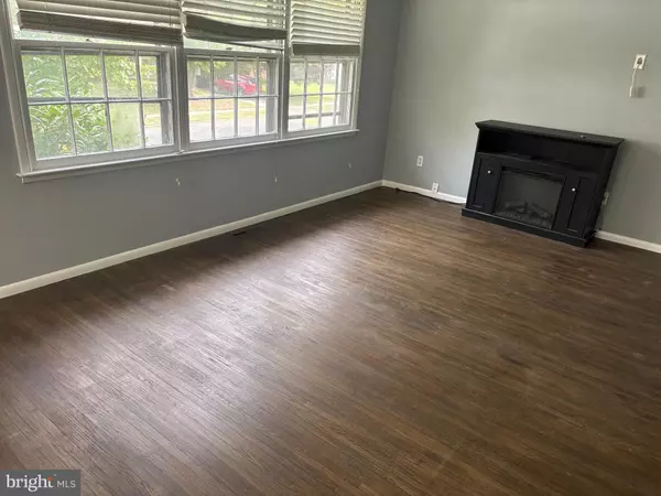 Mount Laurel, NJ 08054,103 CHATHAM RD
