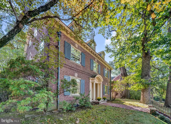 Trenton, NJ 08618,27 WHITTIER AVE