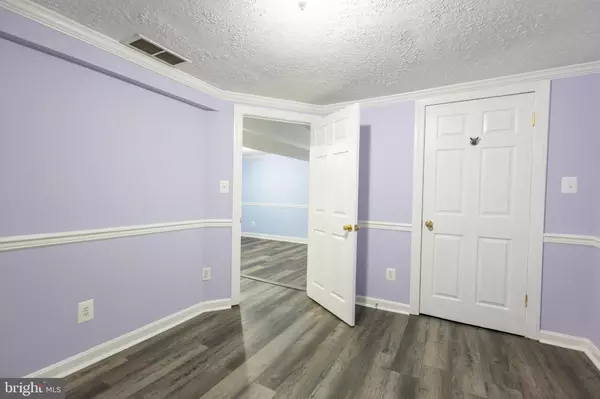 Baltimore, MD 21227,102 5TH AVE