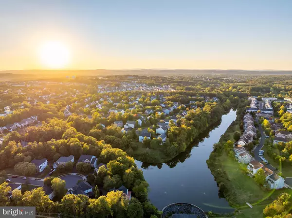 Leesburg, VA 20176,43067 WATERS OVERLOOK CT