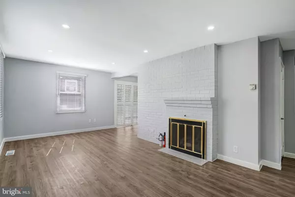 Falls Church, VA 22042,3120 CHEPSTOW LN