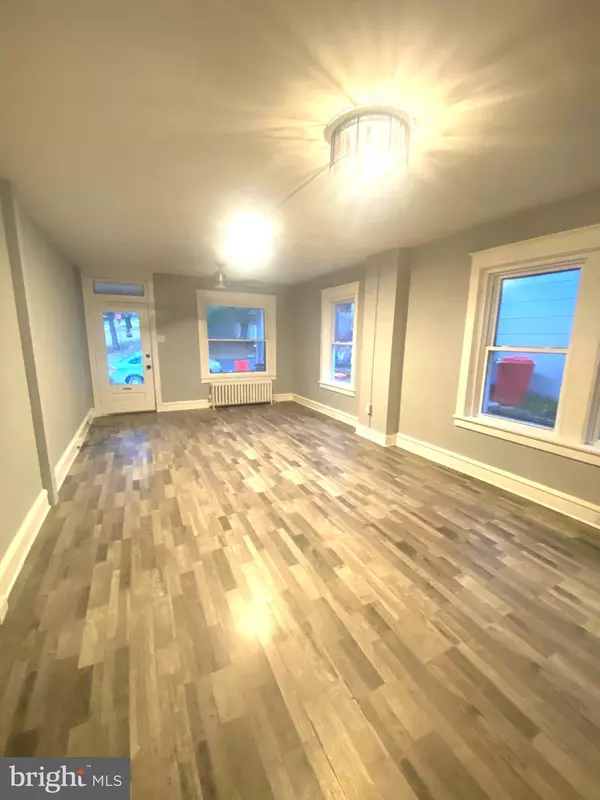 Mohnton, PA 19540,3 MONROE ST