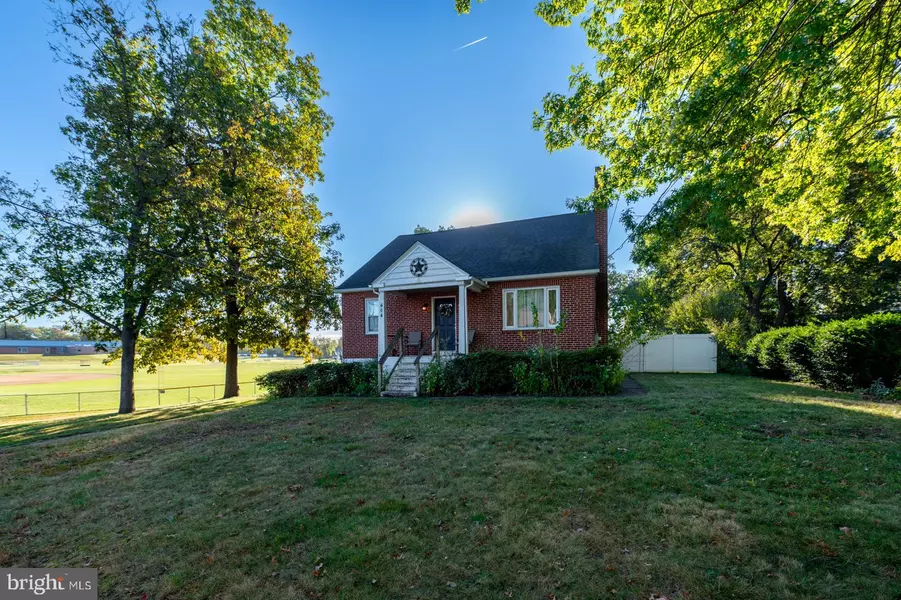 604 GREEN ST, Royersford, PA 19468