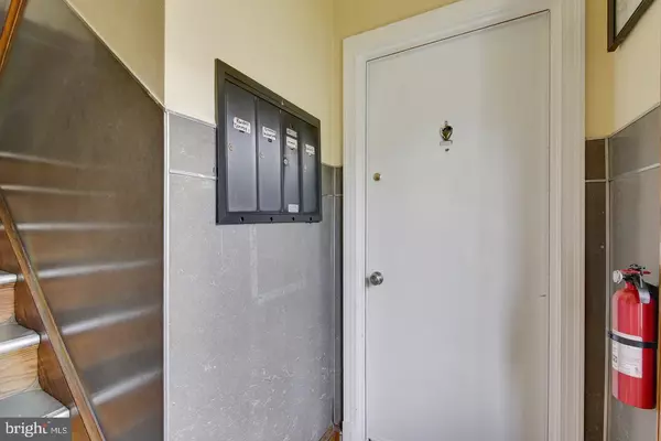 Washington, DC 20017,4009 8TH ST NE #2