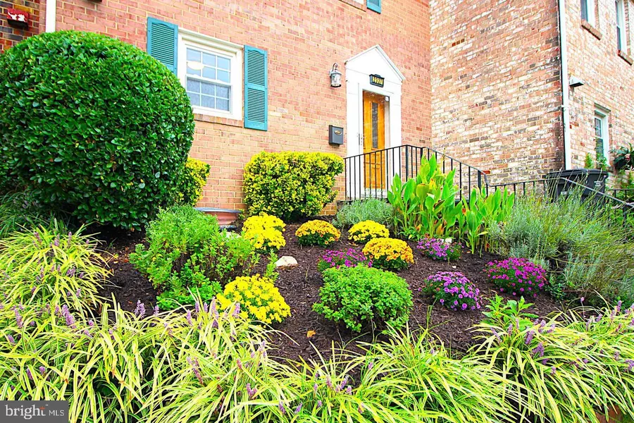 2327 SIBLEY ST, Alexandria, VA 22311