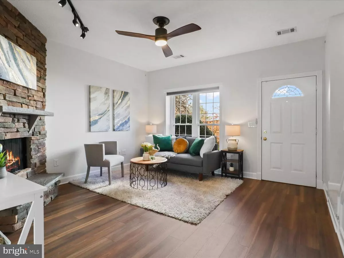 Alexandria, VA 22306,7250 PARSONS CT