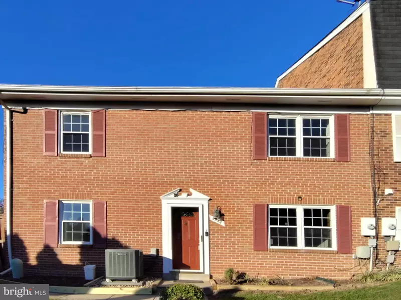 9844 HAGEL CIR, Lorton, VA 22079