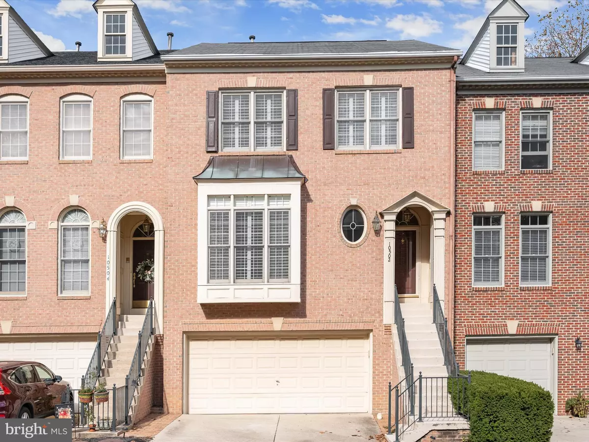 Fairfax, VA 22030,10502 CHANCERY CT