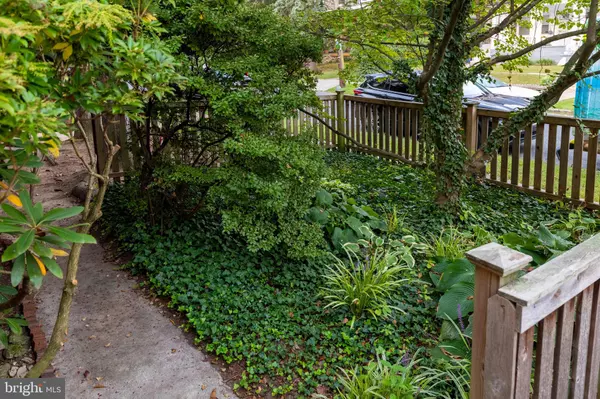 Philadelphia, PA 19126,6733 N 8TH ST