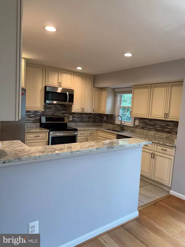 Fairfax, VA 22032,5529 COROT CT