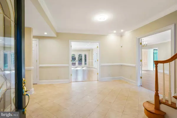 Washington, DC 20016,4900 INDIAN LN NW