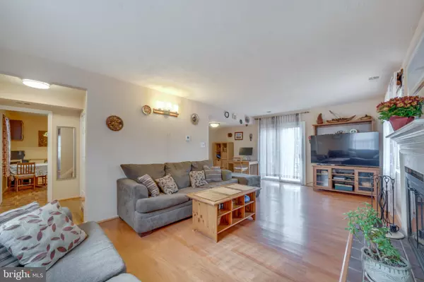 Manassas, VA 20109,10102 ROSLYN CT