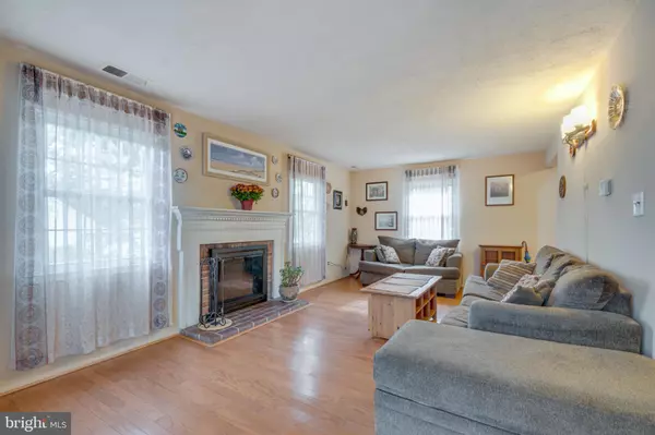 Manassas, VA 20109,10102 ROSLYN CT