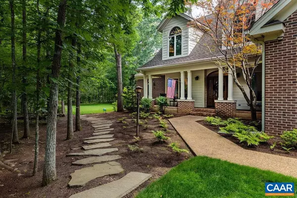 Nellysford, VA 22958,26 MAY APPLE LN