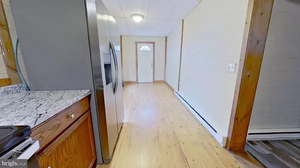 Red Lion, PA 17356,31 E HIGH ST #1/2