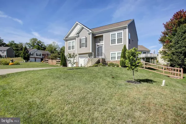 11405 CROSS FIELDS DR, Waynesboro, PA 17268