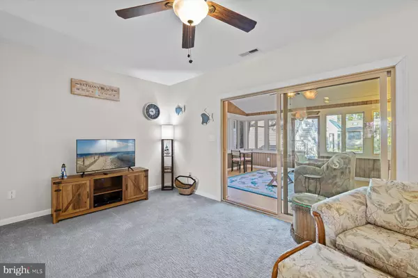 Bethany Beach, DE 19930,761D SALT POND RD