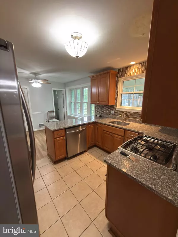 Springfield, VA 22152,6919 ROLLING RD