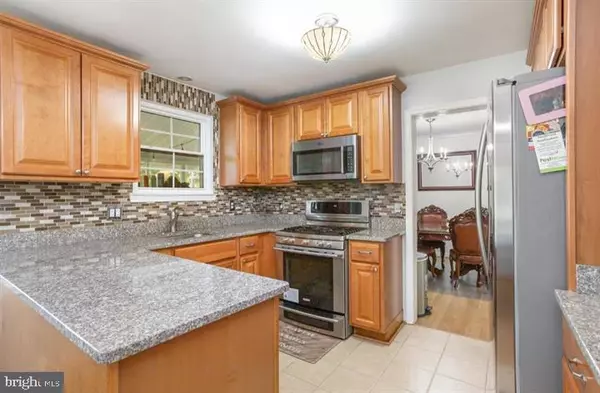 Springfield, VA 22152,6919 ROLLING RD