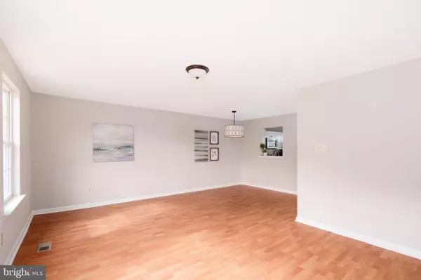 Elkton, MD 21921,255 DOUGLAS ST