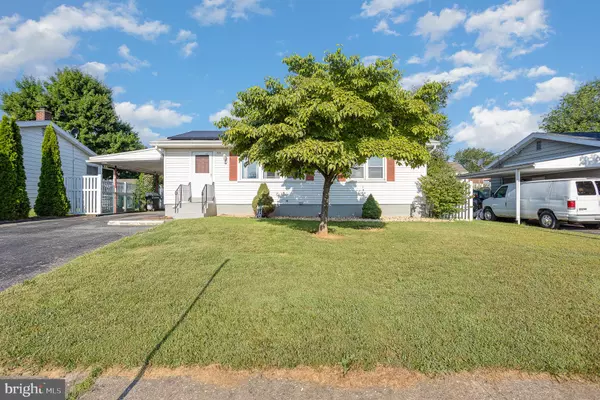 York, PA 17404,820 GUNNISON RD