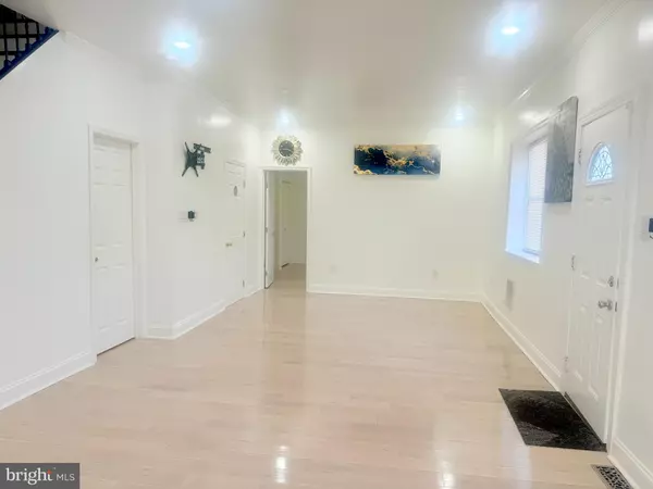 Philadelphia, PA 19148,363 FITZGERALD ST