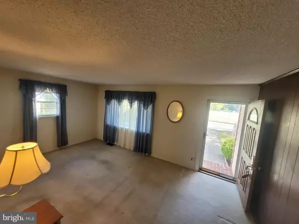 Woodbury, NJ 08096,338 E RED BANK AVE