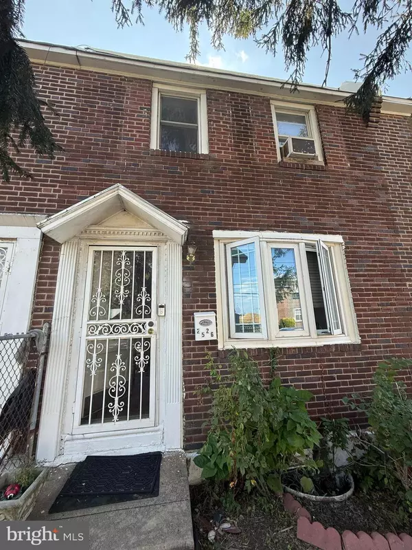 2526 S ALDEN ST, Philadelphia, PA 19143