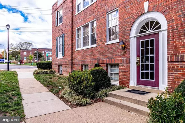 Arlington, VA 22201,2021 KEY BLVD #12618
