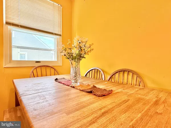 Barrington, NJ 08007,204 ADAMS AVE