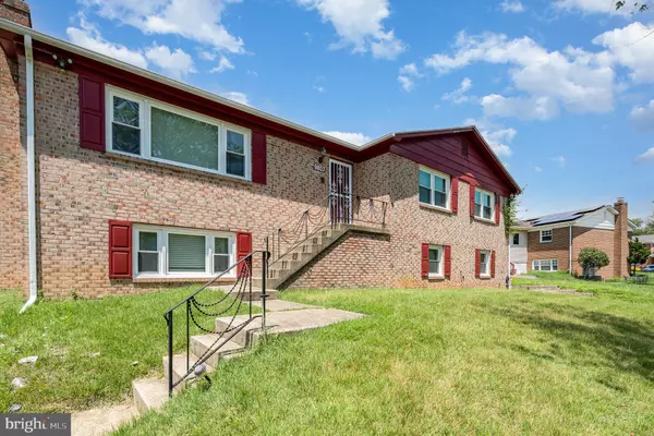 Fort Washington, MD 20744,9803 PAMIR CT