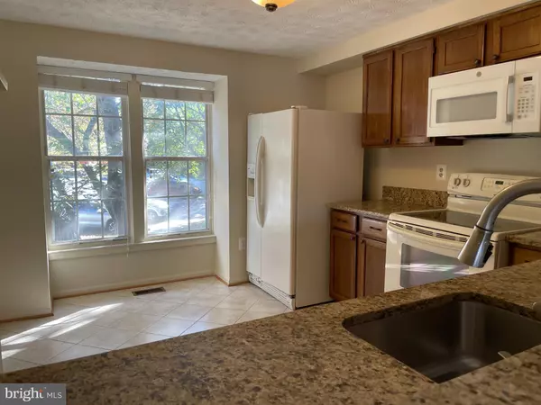 Gaithersburg, MD 20878,874 FLAGLER DR