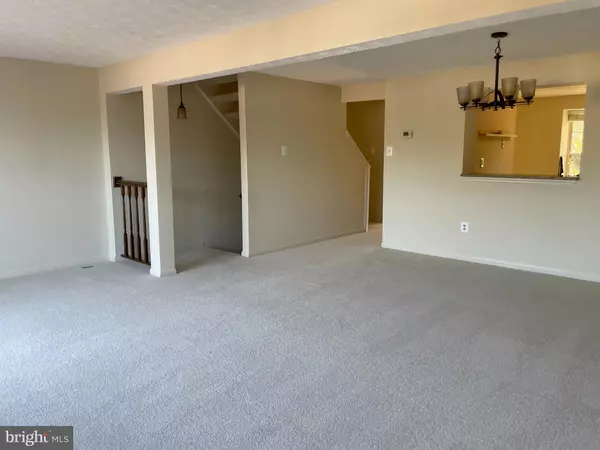 Gaithersburg, MD 20878,874 FLAGLER DR